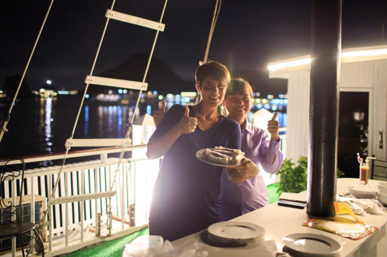 ホテル Charm Boutique Cruise ハロン エクステリア 写真