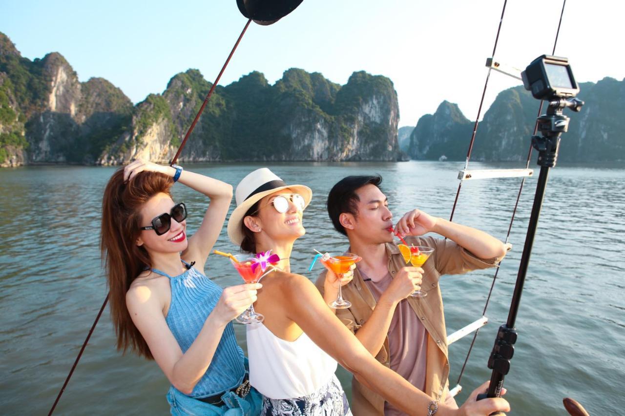 ホテル Charm Boutique Cruise ハロン エクステリア 写真